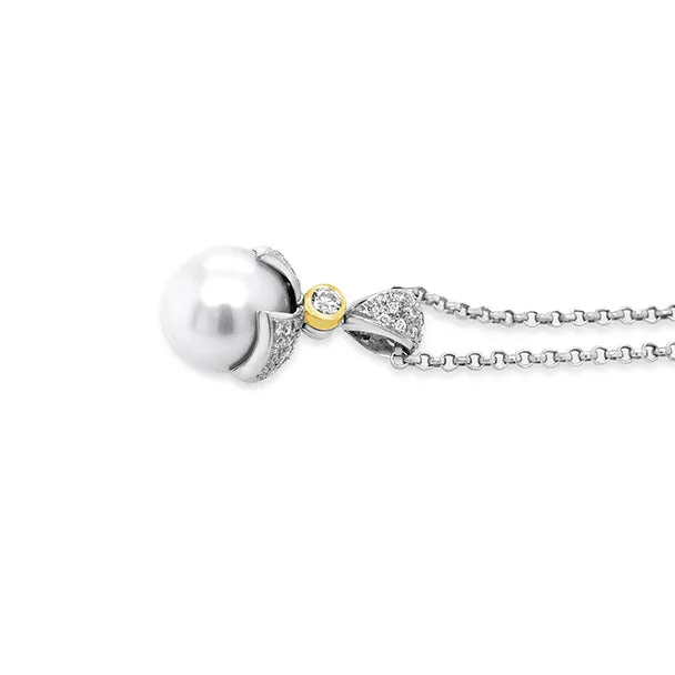 18CT WHITE GOLD AND YELLOW GOLD SOUTH SEA PEARL AND DIAMOND DROP PENDANT