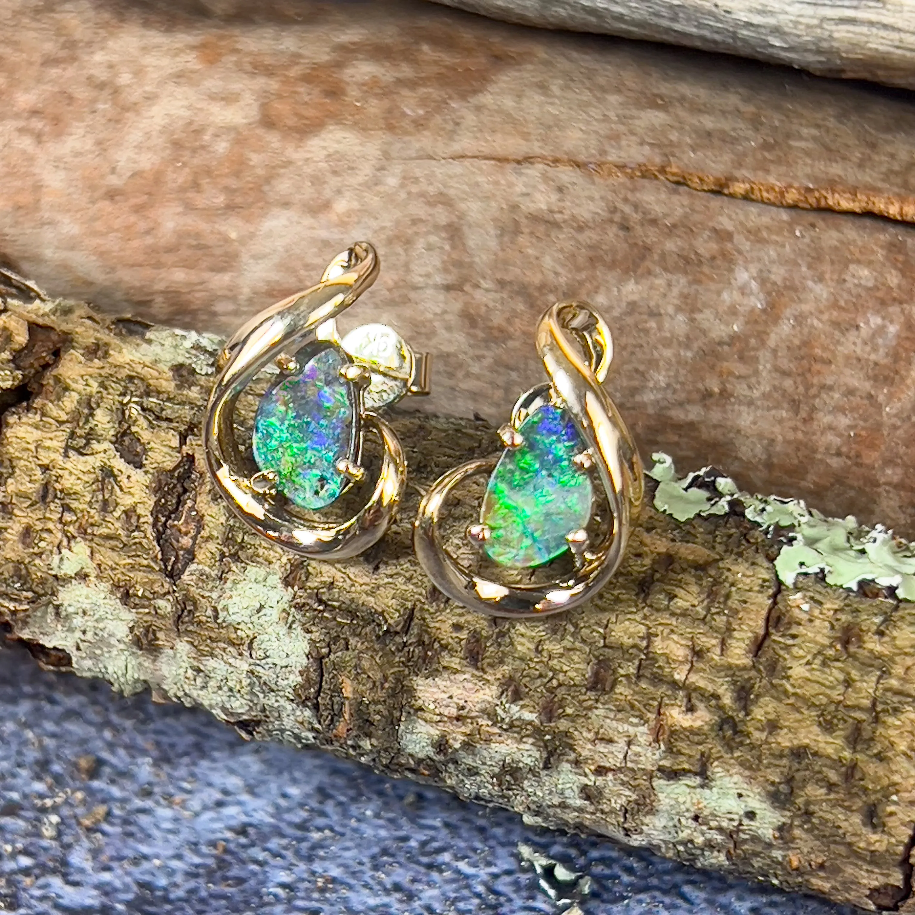 9kt Yellow Gold Boulder Opal 2.07ct earrings
