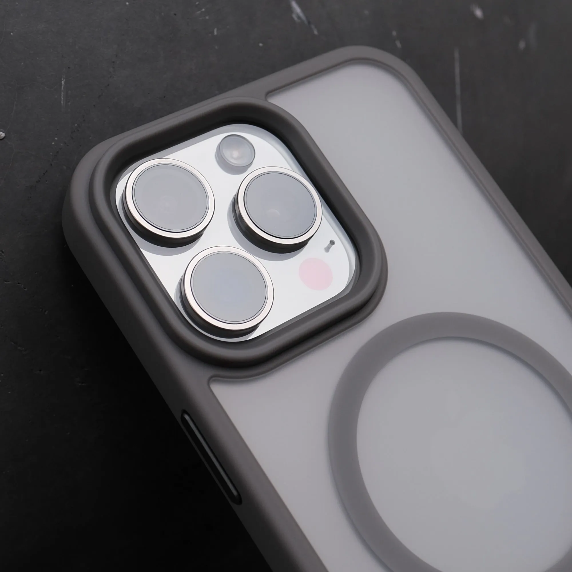 Bare Armour - for iPhone 15 Pro
