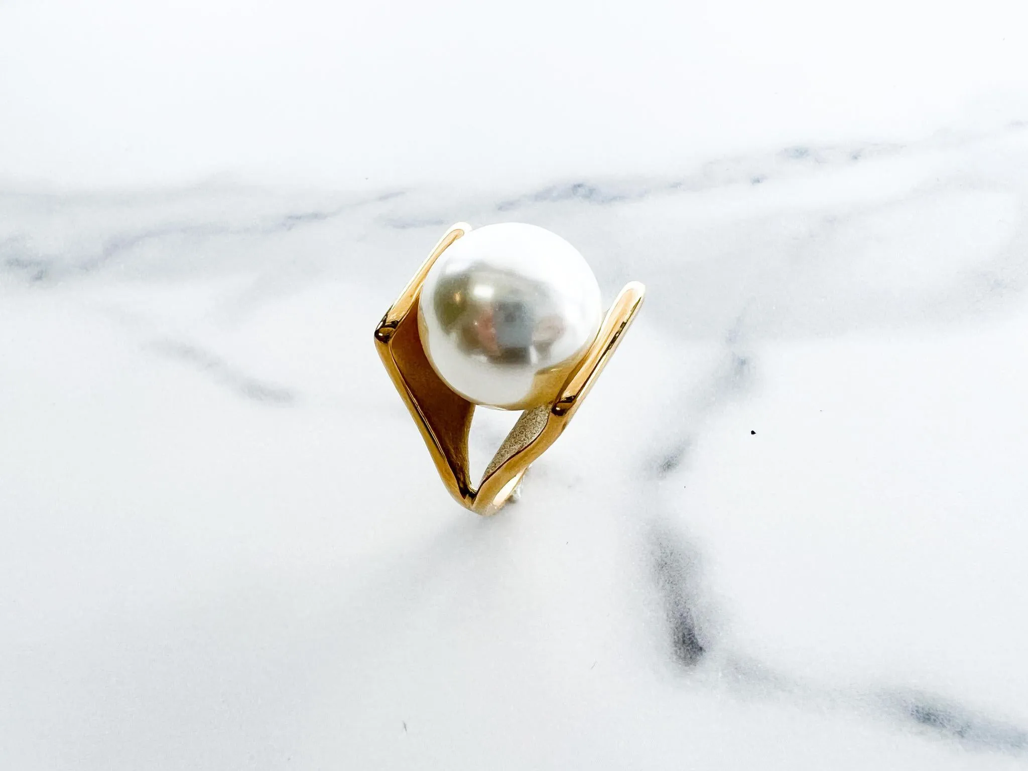 Big Pearl Ring