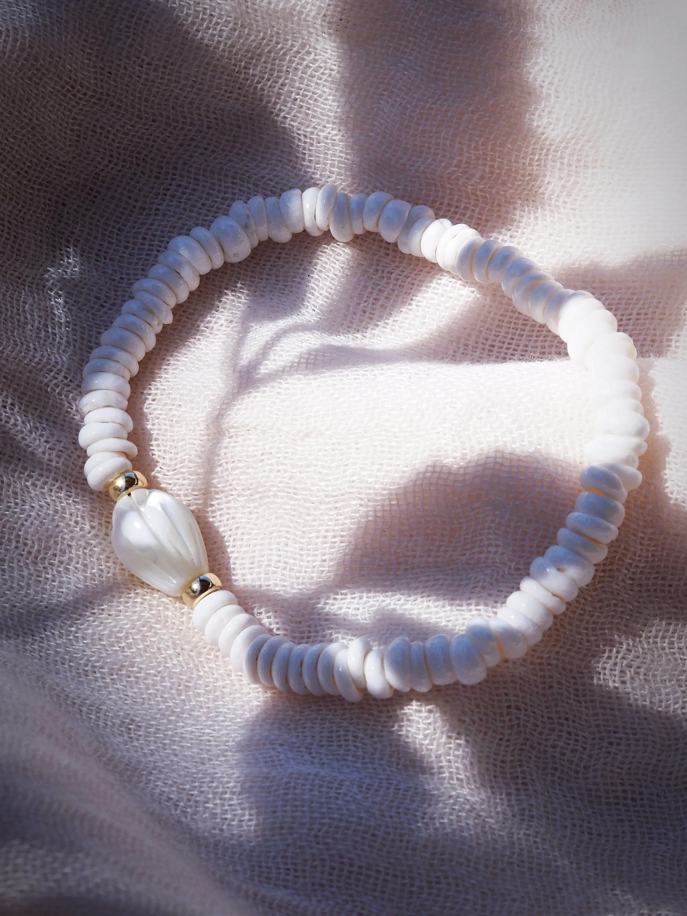 Choose your Stretchy Puka Shell Bracelet - Ali'ikai