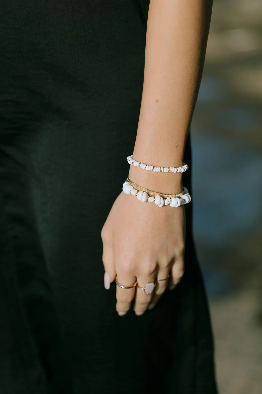 Choose your Stretchy Puka Shell Bracelet - Ali'ikai