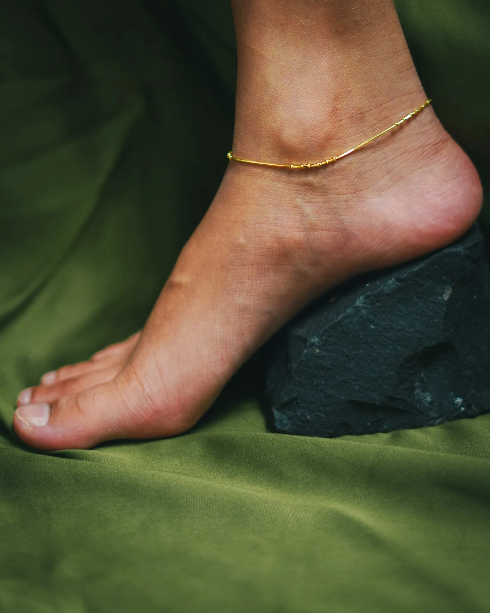 Eldoris Anklet