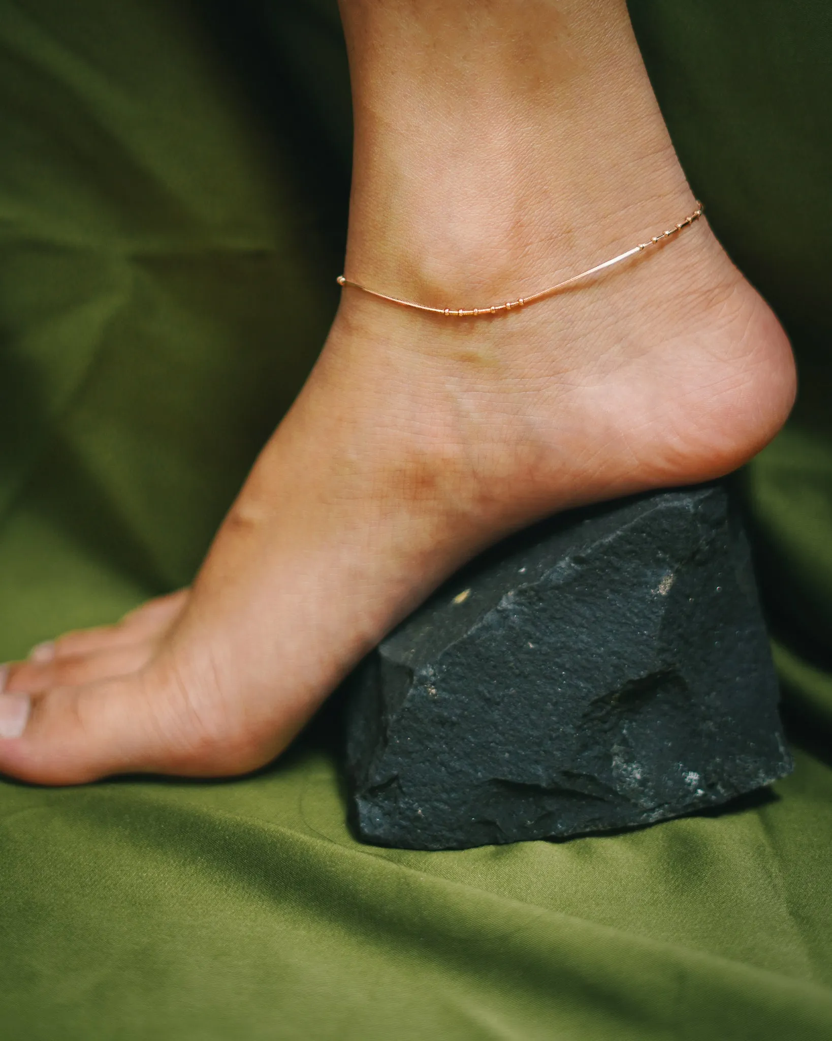 Eldoris Anklet