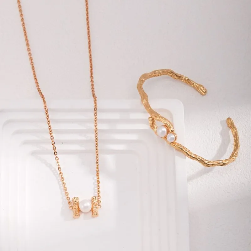 Fiber Twig Gold Vermeil Bracelet with Pearl