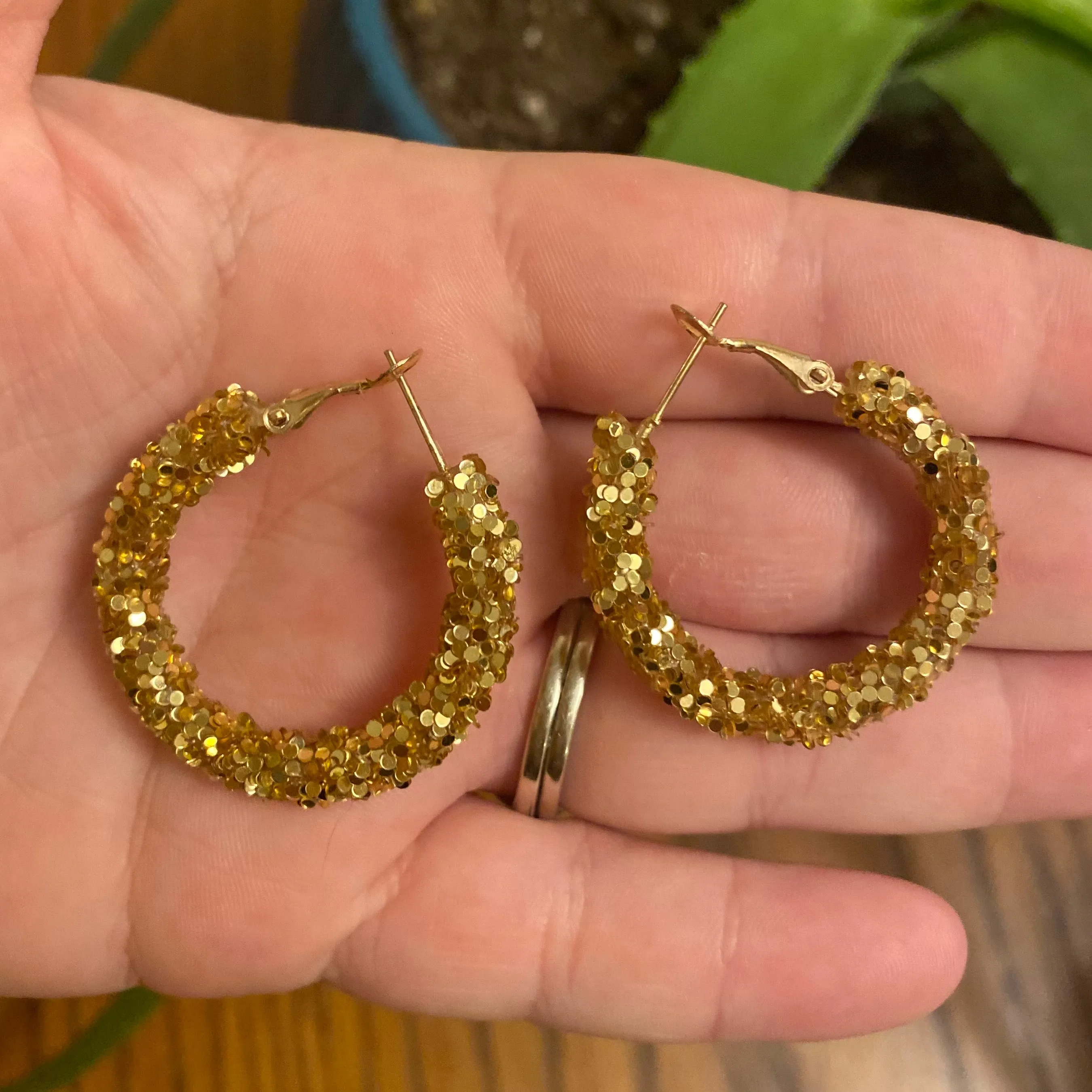 Glitter Hoop Earrings - Gold