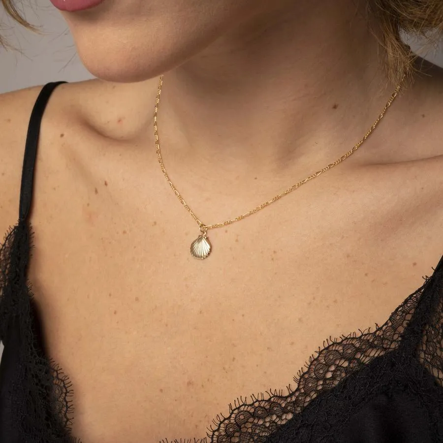 Gold Seashell Necklace