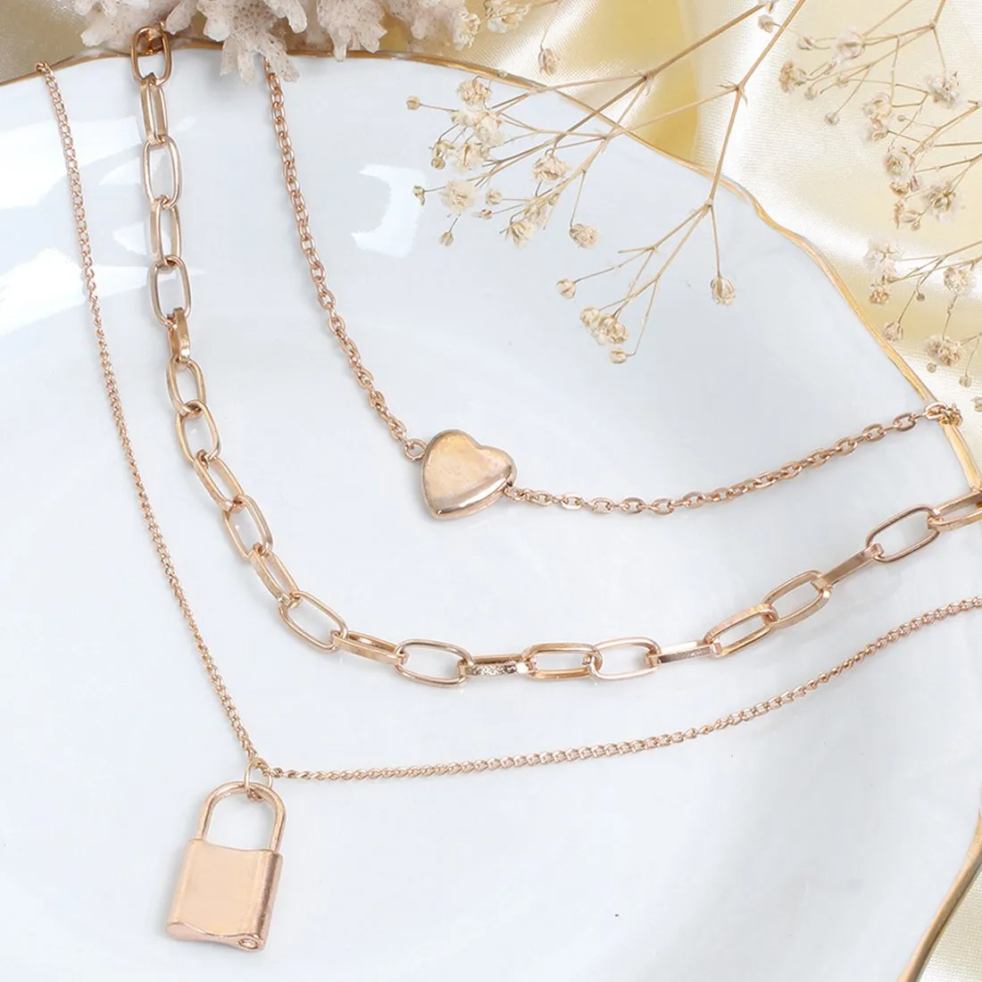 LOCK & HEART PENDANT STATEMENT LAYERED NECKLACE