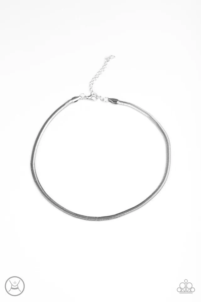 Paparazzi Necklace ~ Flat Out Fierce - Silver