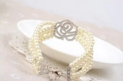 Rhinestone Studded Rose and Pearl Bracelet